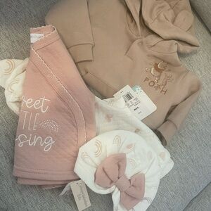 Adorable Pooh Baby Set in Pink and Cream